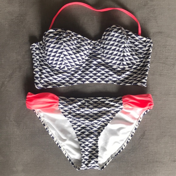 Xhilaration Other - Xhileration Houndstooth Swimsuit